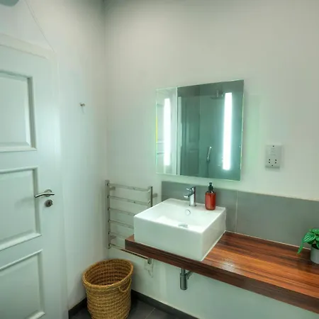 Traditional Townhouse, Terrace Near Valletta Weng1-1 펜션 일 푸리아나