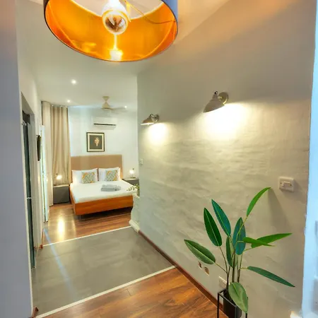 펜션 Traditional Townhouse, Terrace Near Valletta Weng1-1 *