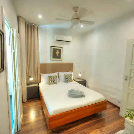 Vakantiehuis Traditional Townhouse, Terrace Near Valletta Weng1-1
