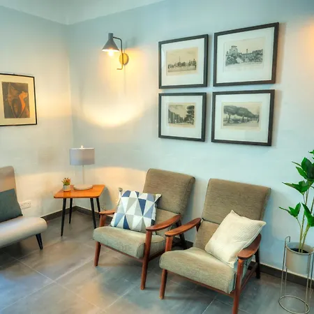 Traditional Townhouse, Terrace Near Valletta Weng1-1 *