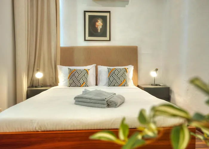 Traditional Townhouse, Terrace Near Valletta Weng1-1 *